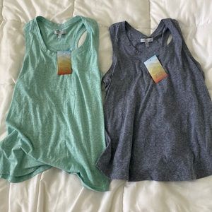 2 pack womens tank tops new with tags!!